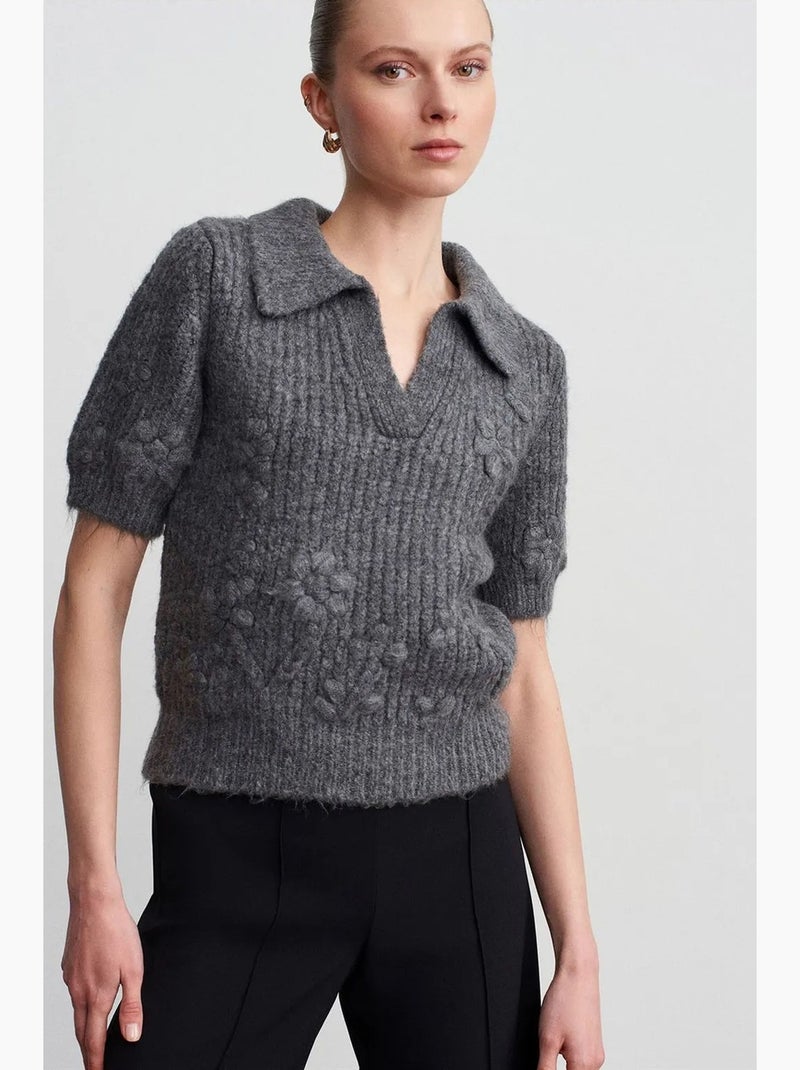 Camisola canelada texturizada com gola polo dilvin Cinza-preto - Kiabi