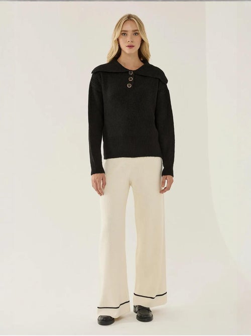 Camisola com botões e gola xaile - Kiabi Camisola com botões e gola xaile - Kiabi