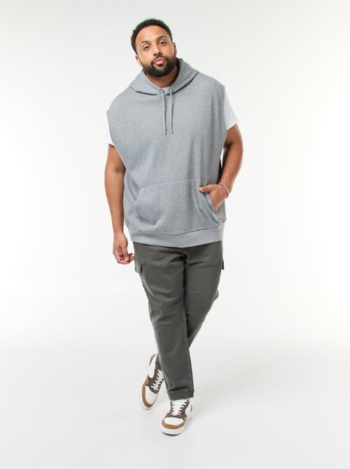 Camisola com capuz sem mangas e bolso canguru - Kiabi