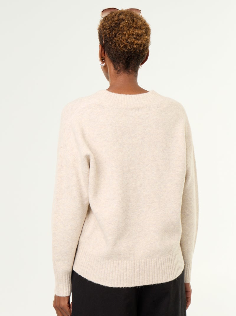 Camisola com decote em V grande em malha canelada Bege - Kiabi