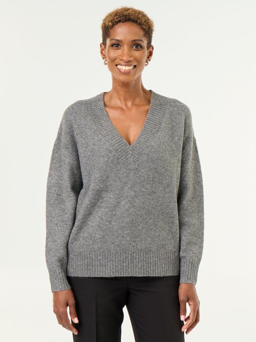 Camisola com decote em V grande em malha canelada - Kiabi Camisola com decote em V grande em malha canelada - Kiabi