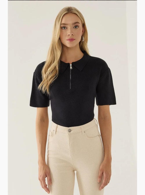 Camisola com fecho e gola polo hiccup - Kiabi Camisola com fecho e gola polo hiccup - Kiabi