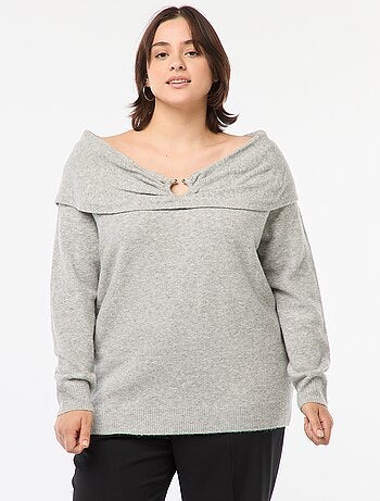 Camisola com gola bardot e pormenor frontal