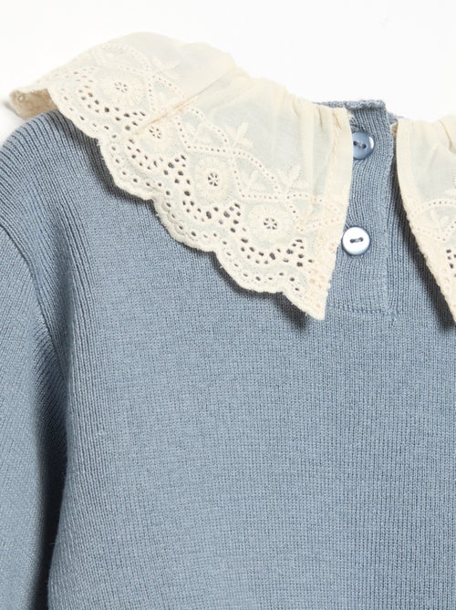Camisola com gola fantasia em bordado inglês - Kiabi