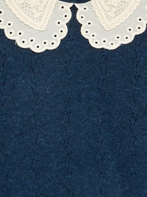 Camisola com gola grande bordada fantasia - Kiabi Camisola com gola grande bordada fantasia - Kiabi