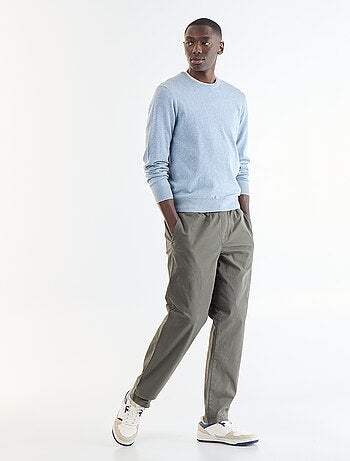 Camisola com gola redonda