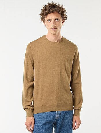 Camisola com gola redonda
