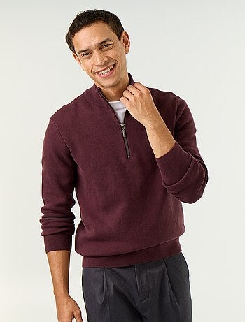 Camisola com gola subida e fecho
