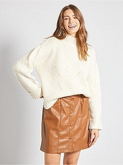 Camisola com gola subida perfurada - Kiabi