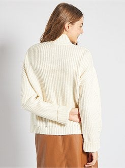 Camisola com gola subida perfurada - Kiabi