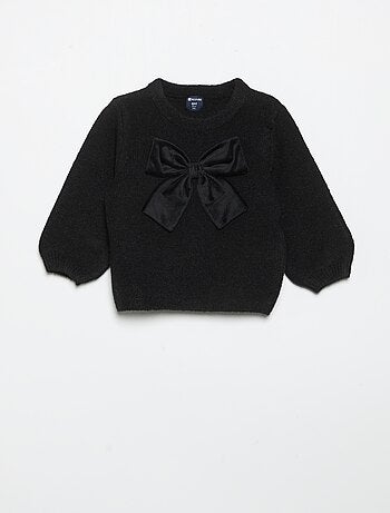 Camisola com laço grande e decorativo