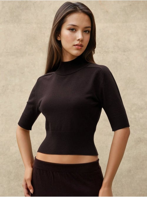 Camisola crop de gola alta texturada hiccup - Kiabi Camisola crop de gola alta texturada hiccup - Kiabi