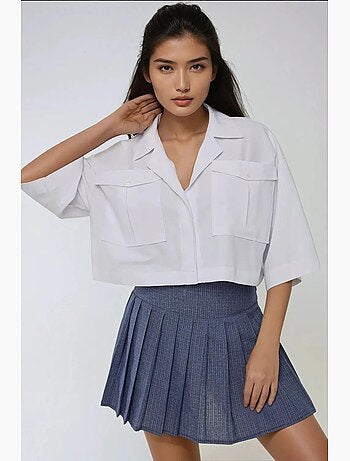 Camisola curta com detalhe de bolso hiccup