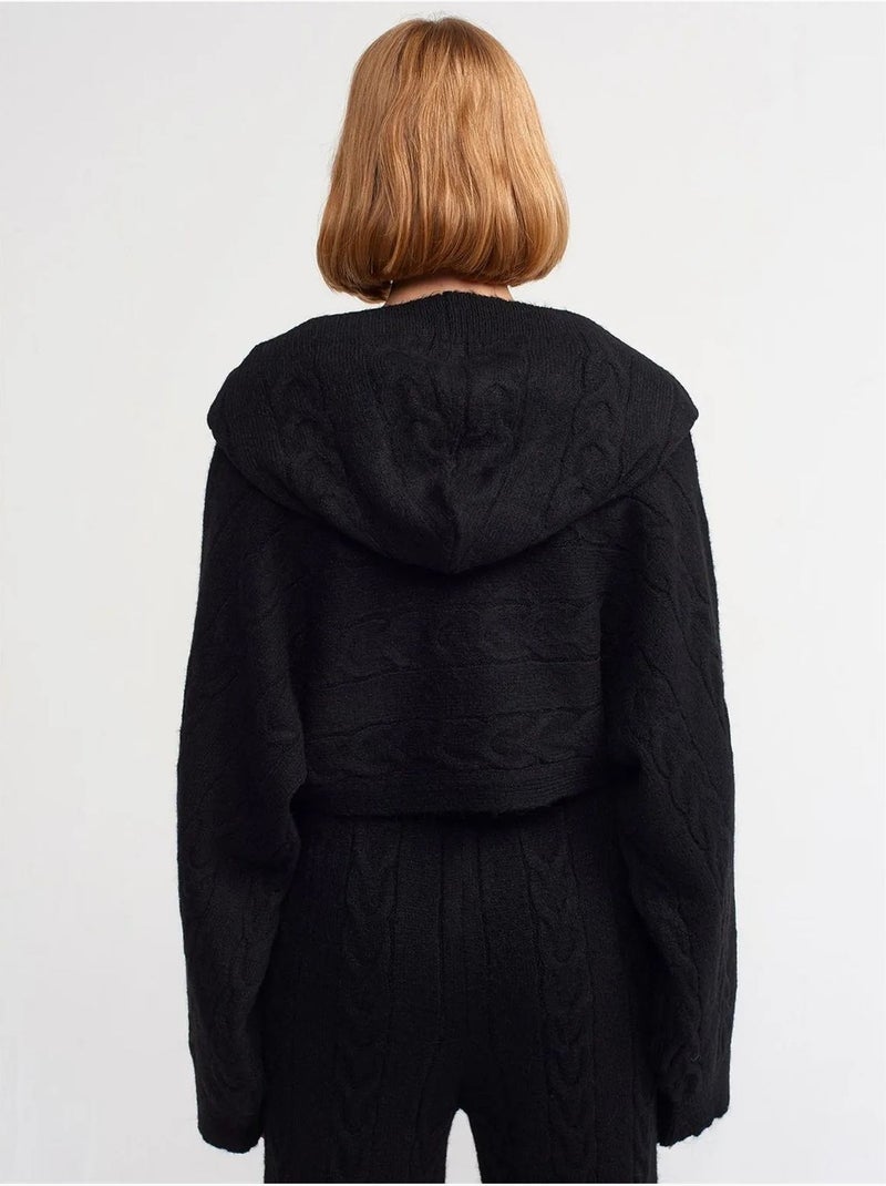 Camisola curta oversized de malha com tranças e capuz Preto - Kiabi
