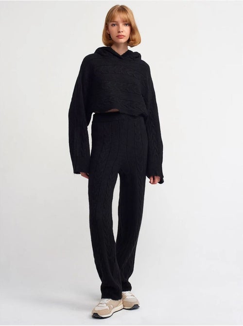 Camisola curta oversized de malha com tranças e capuz - Kiabi Camisola curta oversized de malha com tranças e capuz - Kiabi