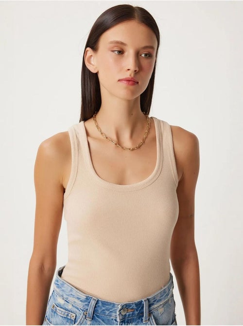 Camisola de alças ajustada em algodão com decote em u istanbul - Kiabi Camisola de alças ajustada em algodão com decote em u istanbul - Kiabi