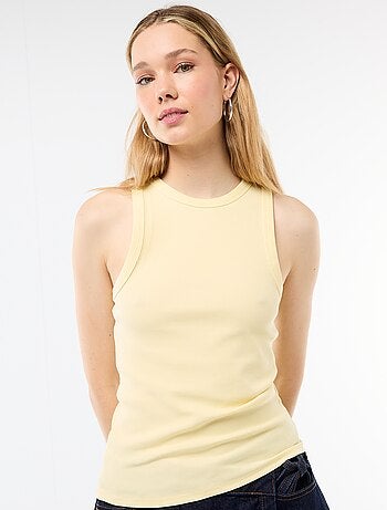 Camisola de alças cava americana