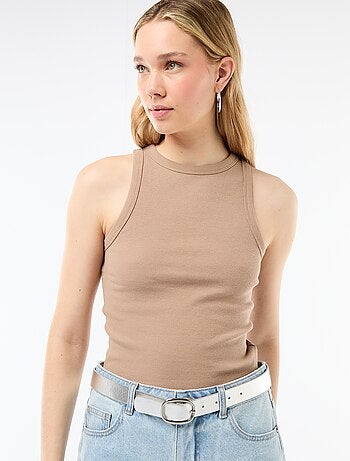 Camisola de alças cava americana