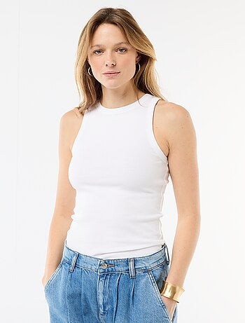 Camisola de alças cava americana
