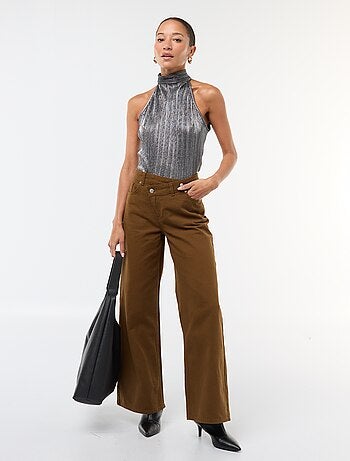 Camisola de alças cavas americanas em malha plissada