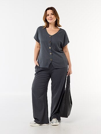 Camisola de alças com botões dourados