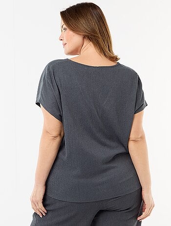 Camisola de alças com botões dourados