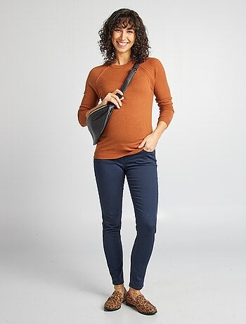 Camisola de amamentação com abertura com fecho