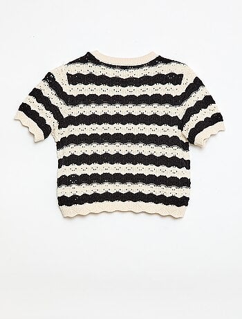 Camisola de croché de manga curta