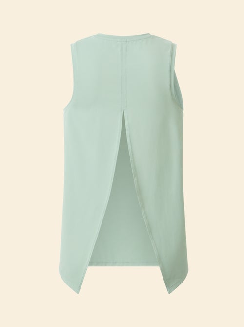 Camisola de desporto com copas integradas - (ekstract) - Kiabi Camisola de desporto com copas integradas - (ekstract) - Kiabi