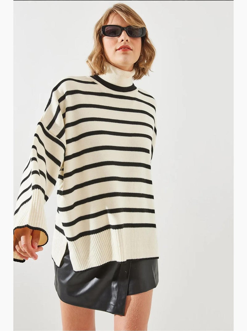 Camisola de gola alta canelada às riscas lucci Creme - Kiabi
