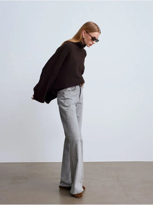 Camisola de gola alta oversize canelada - Kiabi Camisola de gola alta oversize canelada - Kiabi