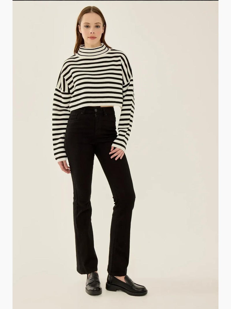 Camisola de gola alta oversize curta às riscas hiccup Preto - Kiabi