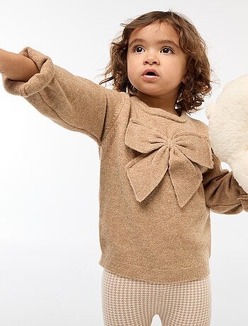 Camisola de gola redonda com nós lisa