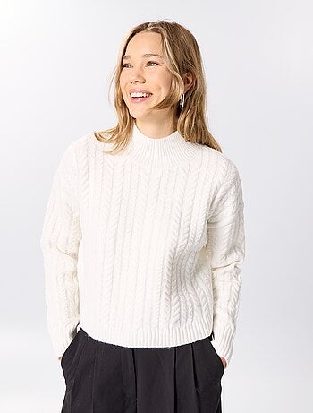 Camisola de gola subida lisa