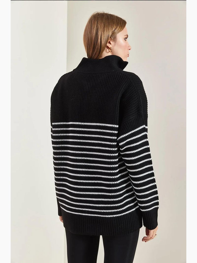 Camisola de malha às riscas com fecho e gola alta lucci Preto Branco - Kiabi
