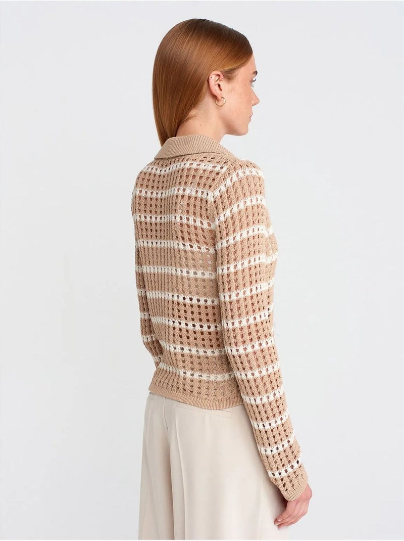 Camisola de malha às riscas com gola polo e botões Bege natural - Kiabi
