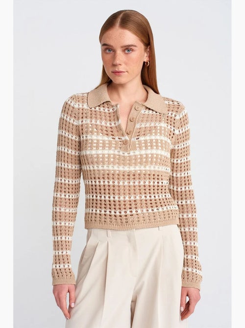 Camisola de malha às riscas com gola polo e botões dilvin - Kiabi Camisola de malha às riscas com gola polo e botões dilvin - Kiabi