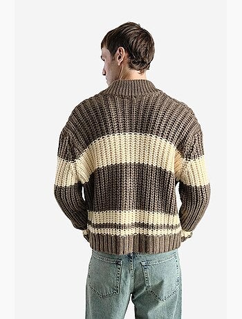 Camisola de malha às riscas regular fit com gola com fecho giesto