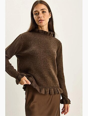 Camisola de malha com botões e meio gola alta com folho lucci