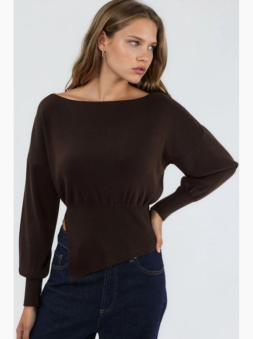Camisola de malha com decote barco de aspeto mercerizado com detalhe de racha hiccup - Kiabi Camisola de malha com decote barco de aspeto mercerizado com detalhe de racha hiccup - Kiabi