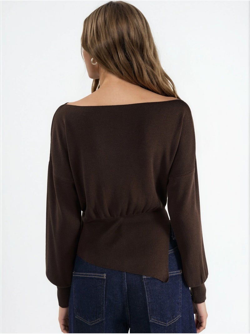 Camisola de malha com decote barco de aspeto mercerizado com detalhe de racha hiccup Castanho-escuro - Kiabi