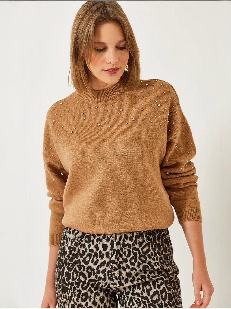 Camisola de malha com detalhes em pedra lucci Camelo - Kiabi