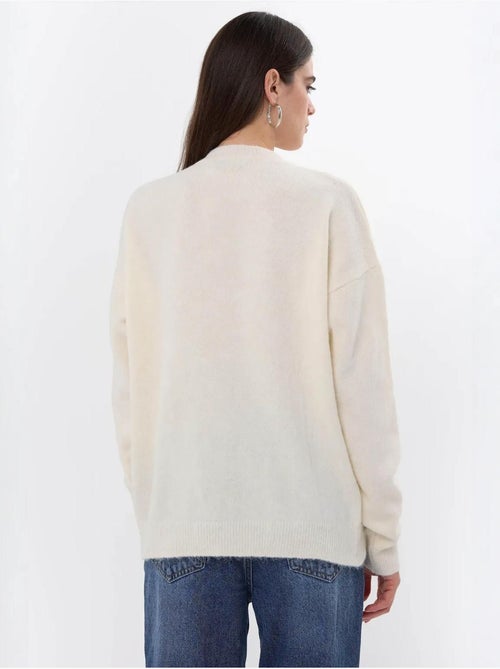 Camisola de malha com detalhes em pedraria - Kiabi Camisola de malha com detalhes em pedraria - Kiabi