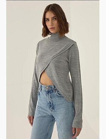 Camisola de malha com gola alta assimétrica hiccup