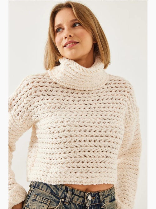Camisola de malha com gola alta lucci - Kiabi Camisola de malha com gola alta lucci - Kiabi