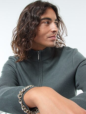 Camisola de malha com gola de fecho