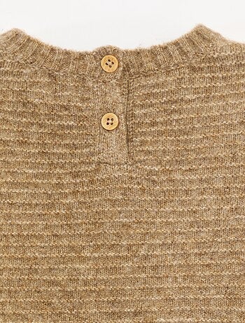 Camisola de gola redonda em malha com bordados no peito