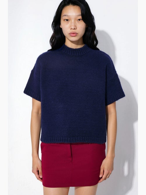 Camisola de malha com gola redonda e corte relaxado hiccup - Kiabi Camisola de malha com gola redonda e corte relaxado hiccup - Kiabi