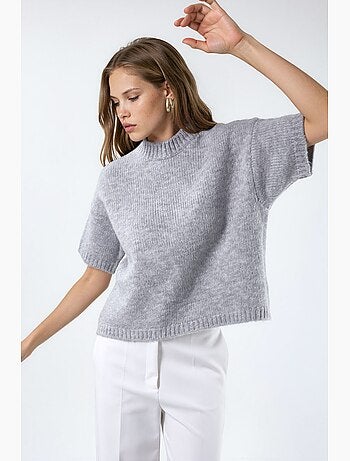 Camisola de malha com gola redonda e corte relaxed fit