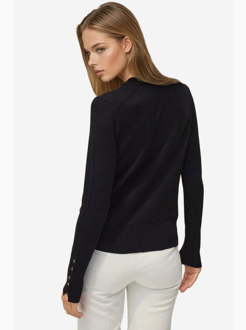 Camisola de malha com gola redonda e detalhes de botões hiccup - Kiabi Camisola de malha com gola redonda e detalhes de botões hiccup - Kiabi
